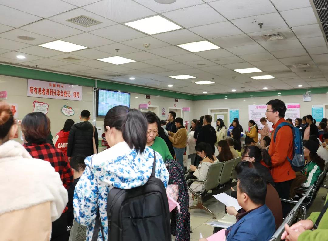 阴式和腹式超声哪个佳听听专科医生咋说的