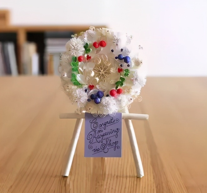 开张送花圈一般送几个,日本开业送花圈