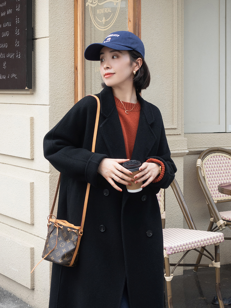 大衣内搭连帽针织衫穿搭,秋冬季节大衣穿搭技巧