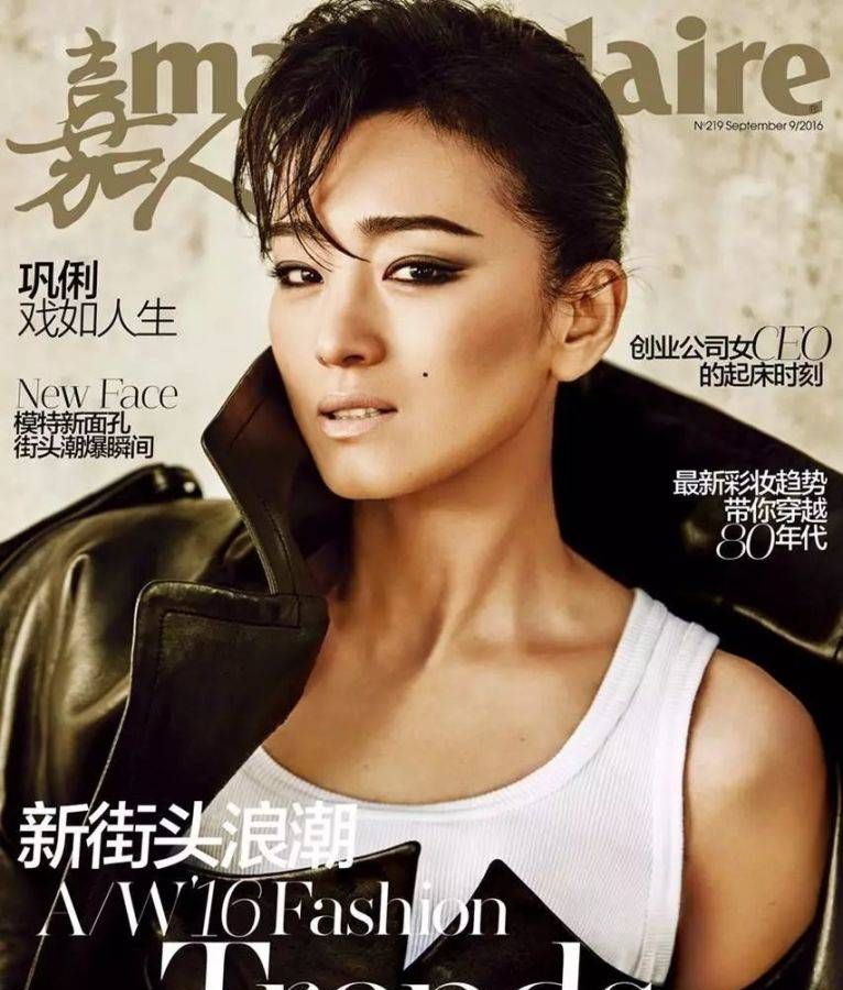 没有烈焰红唇照样slay全场，她的裸色口红真厉害