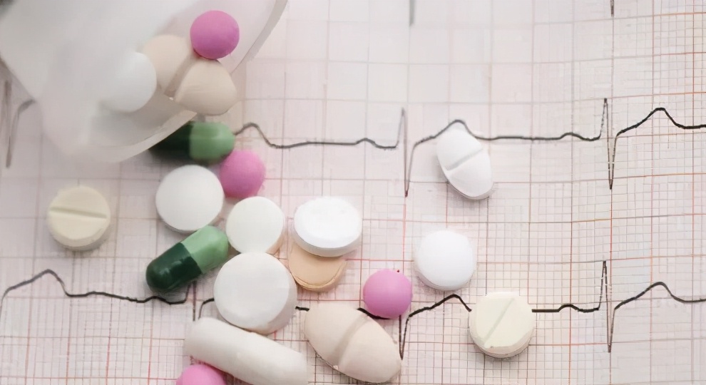 血小板值14吃艾曲泊帕吃多久见效,吃艾曲血小板多久可以上来