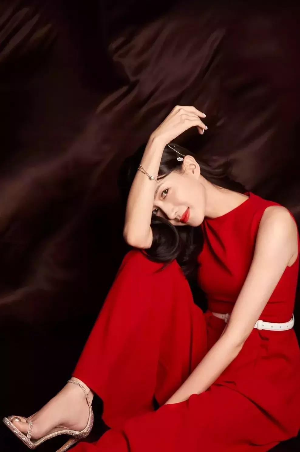 女明星怎么那么好看,中国女星春晚造型