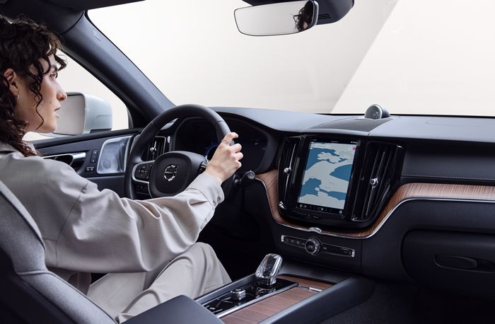 37.79万元起售沃尔沃新款xc60上市,欧洲杯助兴产品