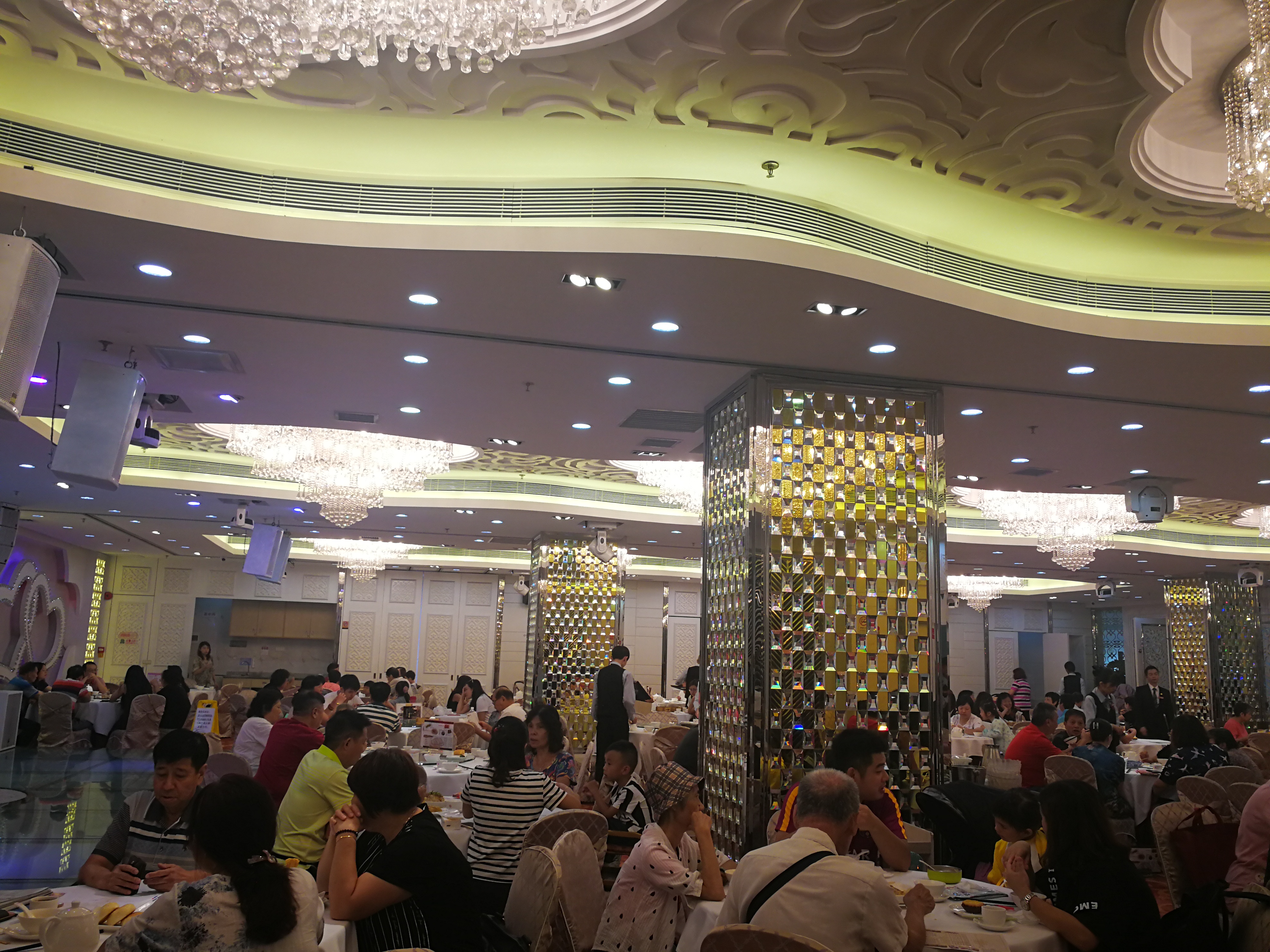 带你品味正宗的广东美食,带你感受岭南风情