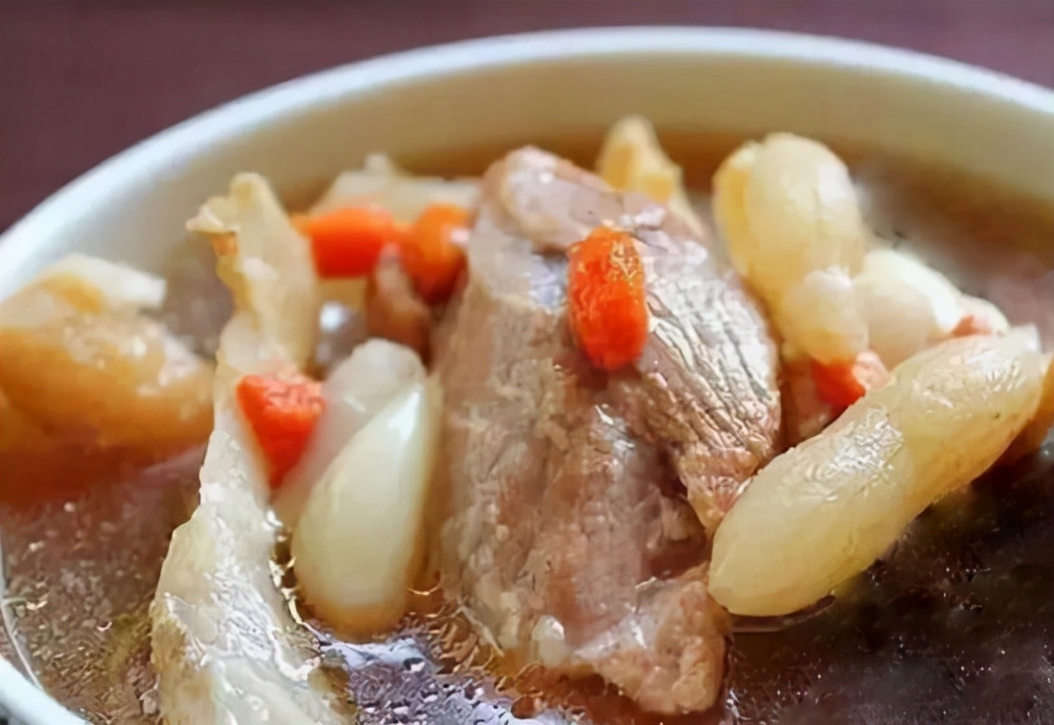 咳嗽可以喝沙参玉竹麦冬红枣汤吗,喉咙痒痒的老是咳嗽可以喝麦冬吗