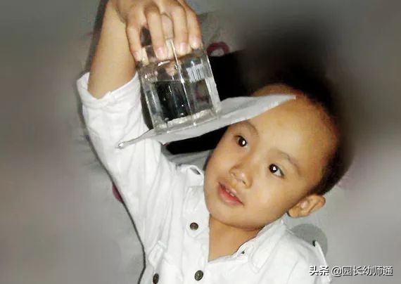 夏日炎炎宝宝玩水,孩子夏天玩水好处