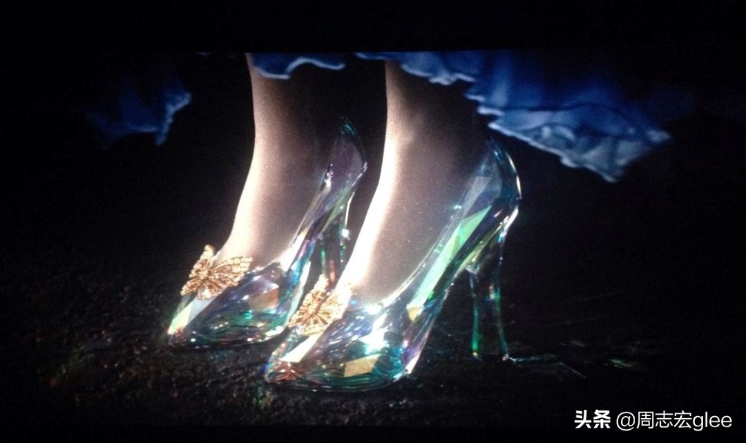 水晶和玻璃成分都是二氧化硅,水晶玻璃二氧化硅含量