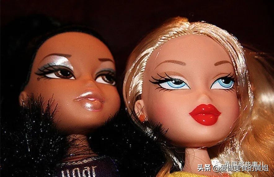 20次整容成功的女人,22岁女人做20次丰唇手术