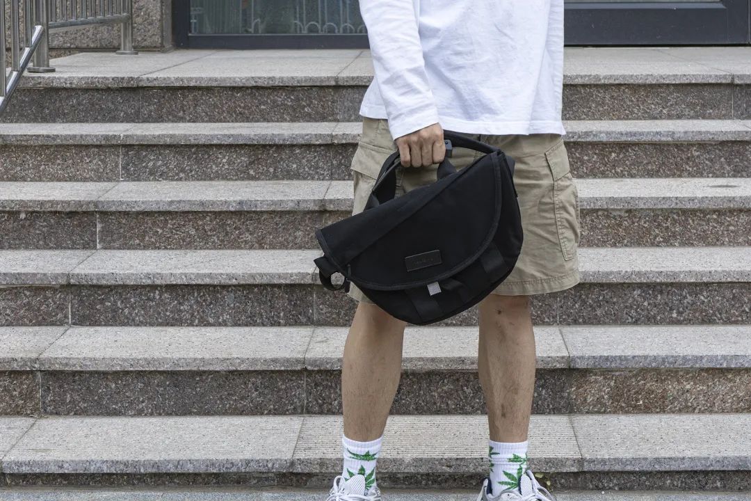 最老款怀旧版双肩背包,30年代复古男士背包