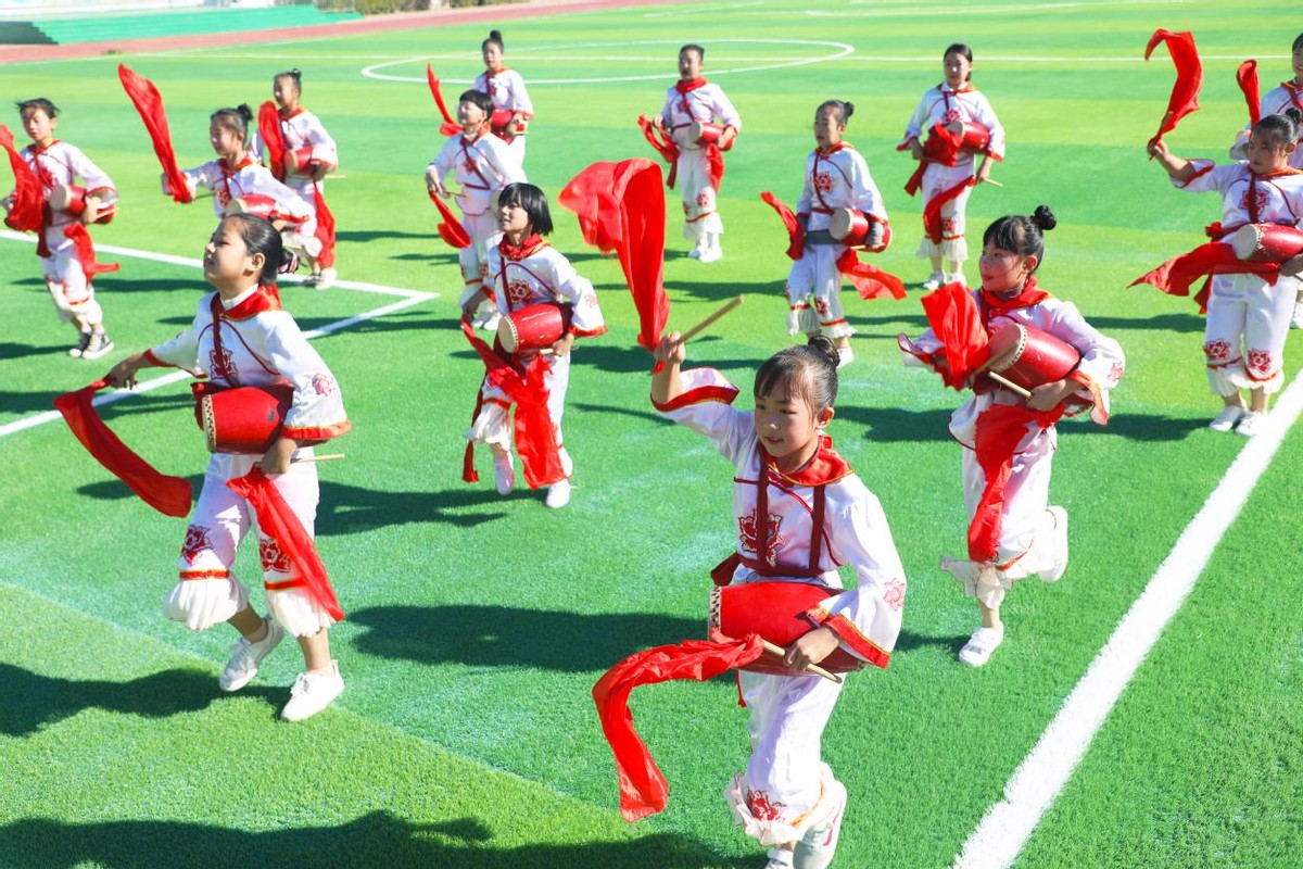 多彩校园快乐生活,丰润东马庄小学