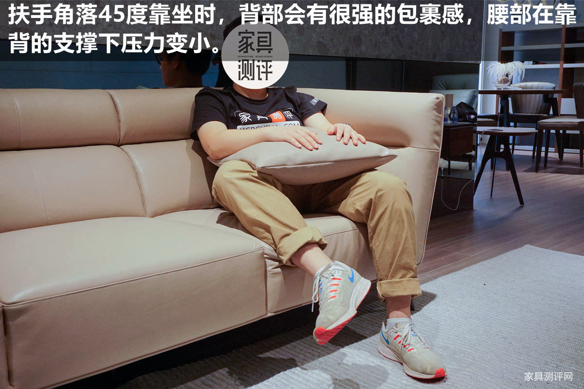 格调沙发哪个系列好用,极简黑沙发怎么搭出高级感