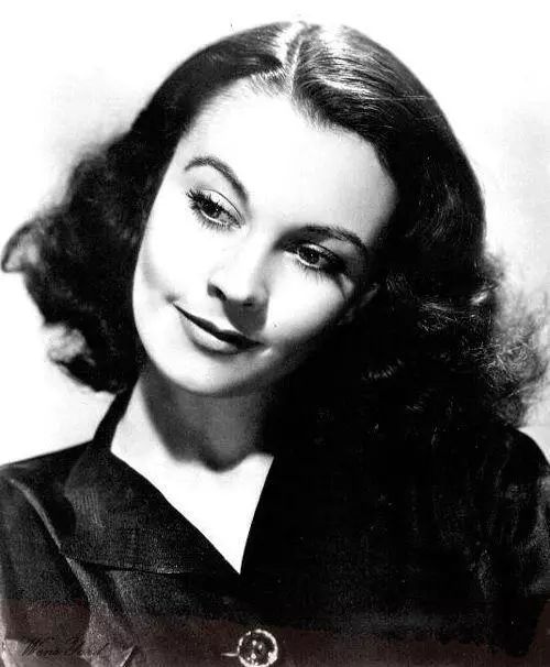 可可香奈儿简介,可可香奈儿的传奇一生