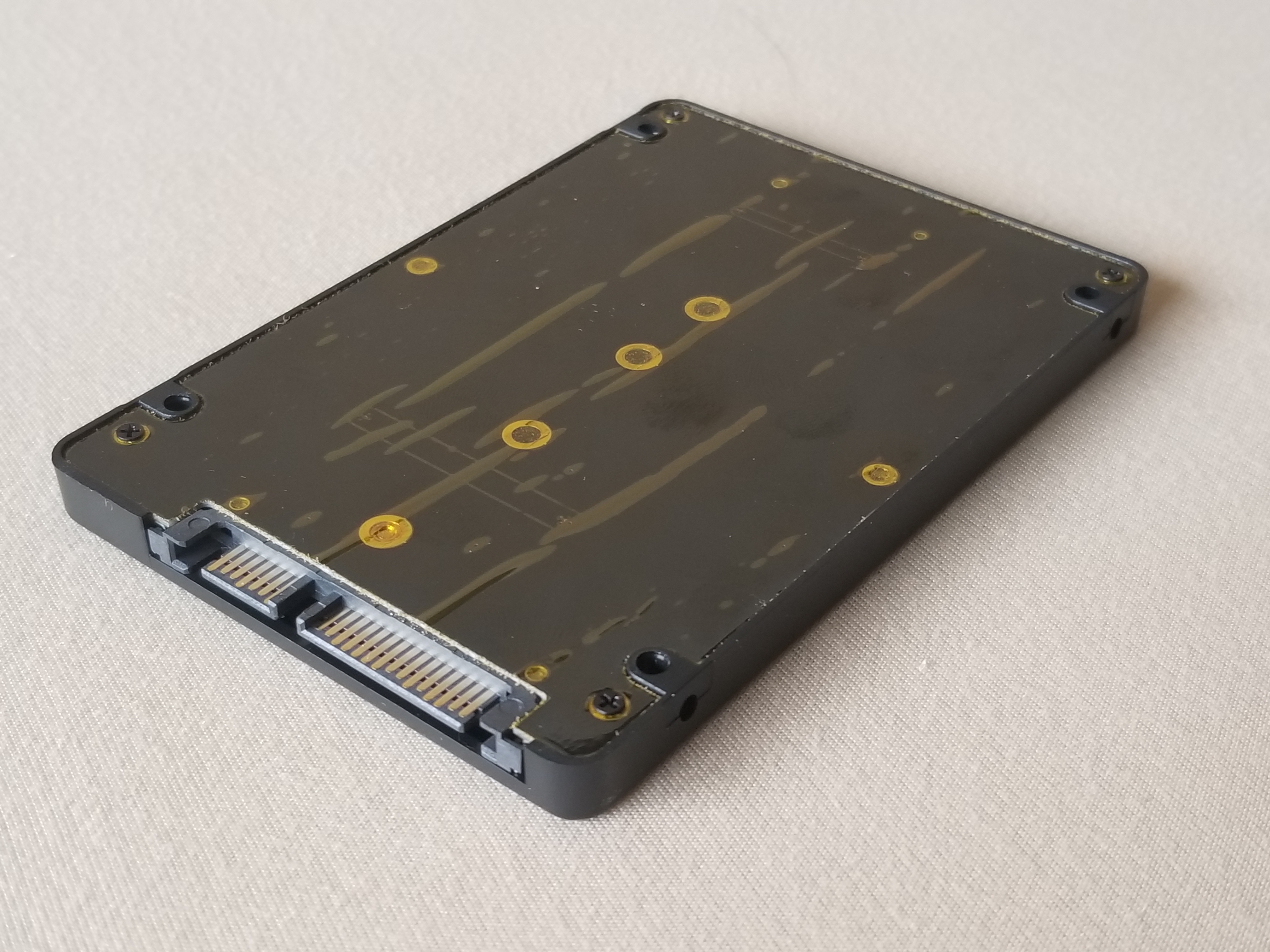 小米路由器r1d固态硬盘能用吗,用ssd硬盘的手机