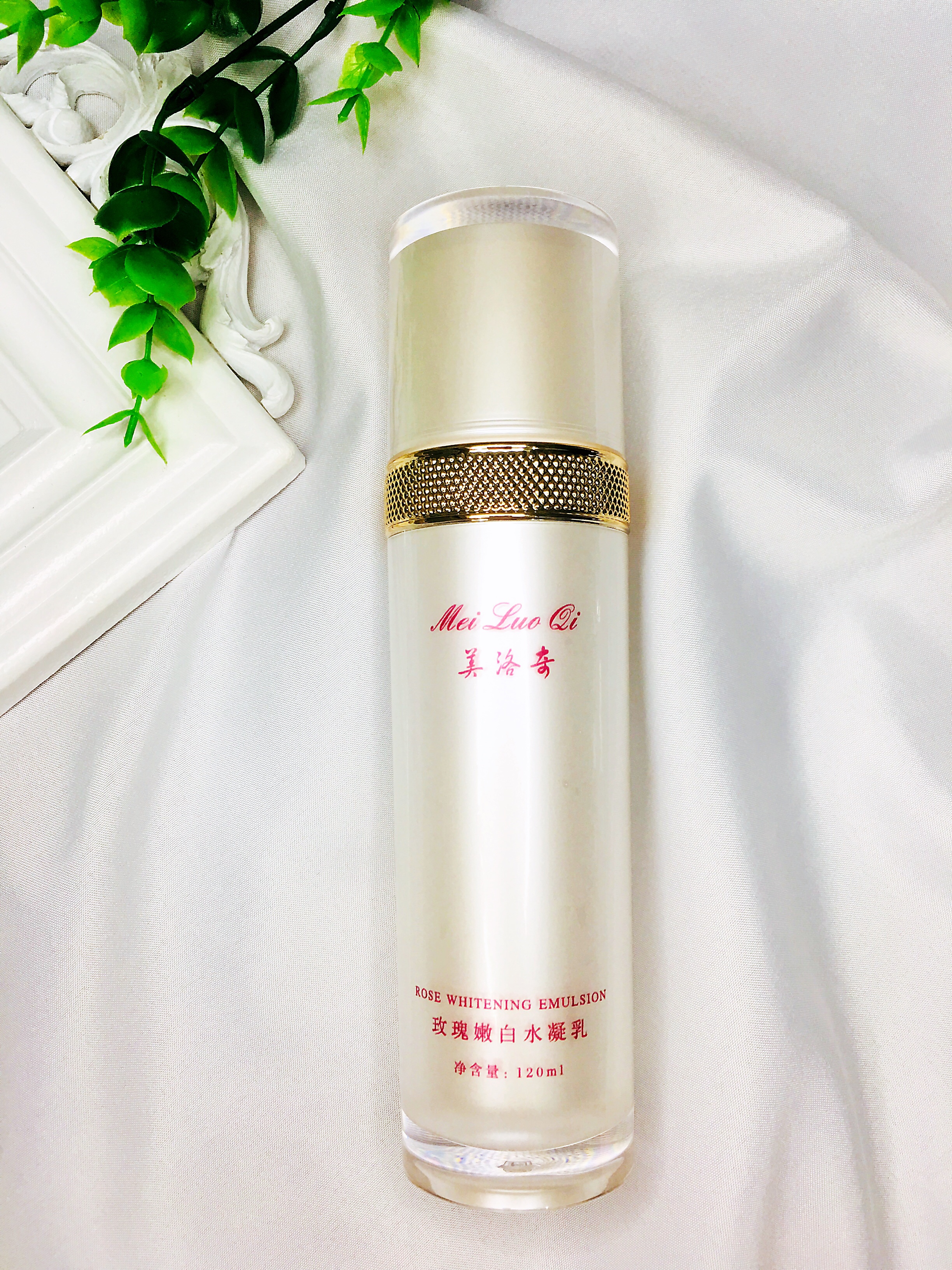 混油皮干燥起皮怎么补水最快,干燥油皮皮肤的正确护肤方法