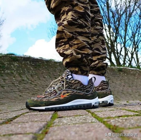穿迷彩好看吗,穿迷彩的样子