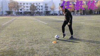 足球绕杆中考标准动作视频示范,体育中考足球绕杆周训练计划