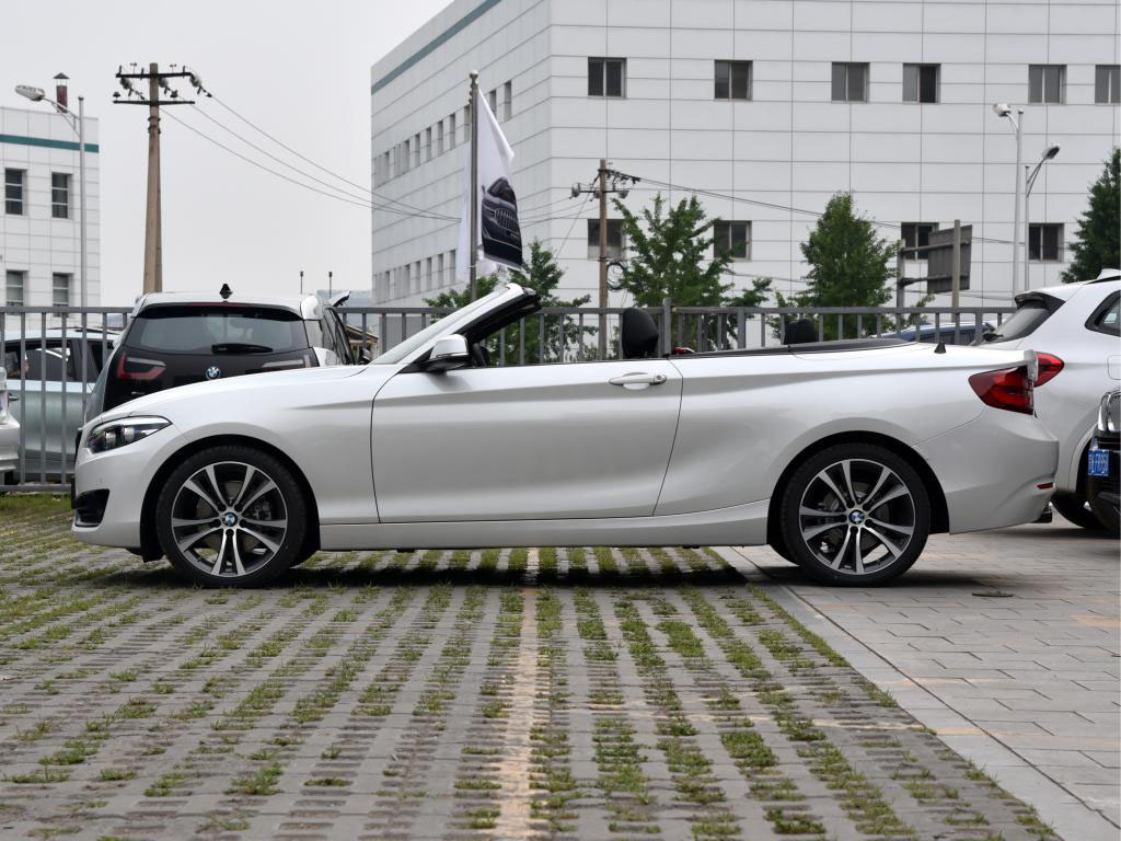 适合女生开的敞篷车3万以下哪买,适合女生开的四座敞篷车10万以下