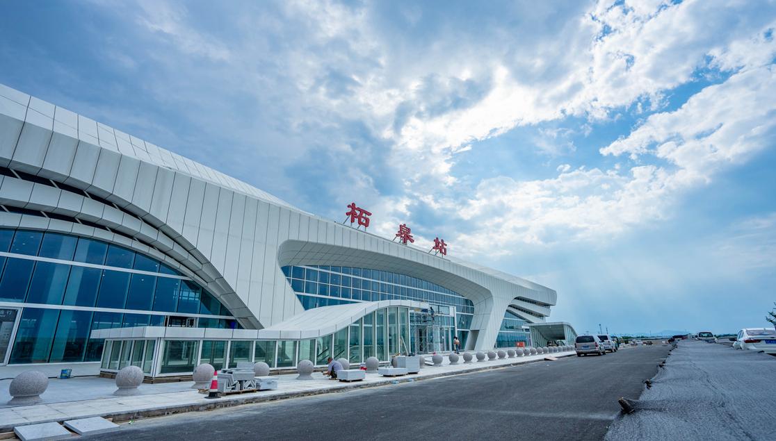 坐着高铁去阳朔,坐高铁去茶峒古镇