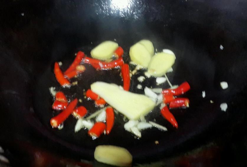 鱼身上的这个部位效果堪比燕窝,鱼身上最好吃的三个部位