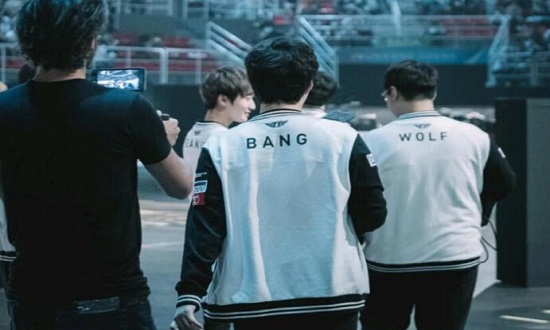 skt王朝陨落图片,skt王朝陨落faker