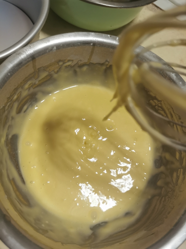 六寸戚风蛋糕配方,六寸戚风蛋糕塌陷原因