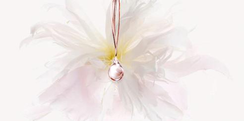 ​建议皮肤“坑洼”的女生，多在这件事花功夫，脸上净爽还更嫩了