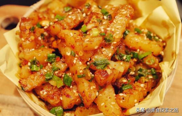 摆摊做什么小吃简单又赚钱,学做什么小吃摆摊最快学会