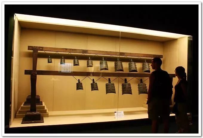 博物馆馆长花64万买14件“假货”，如今成无价之宝，禁止出境展览