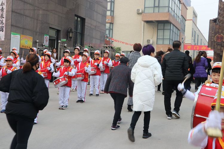 郑州新徽实验学校直播,郑州新徽实验学校喜迎元旦