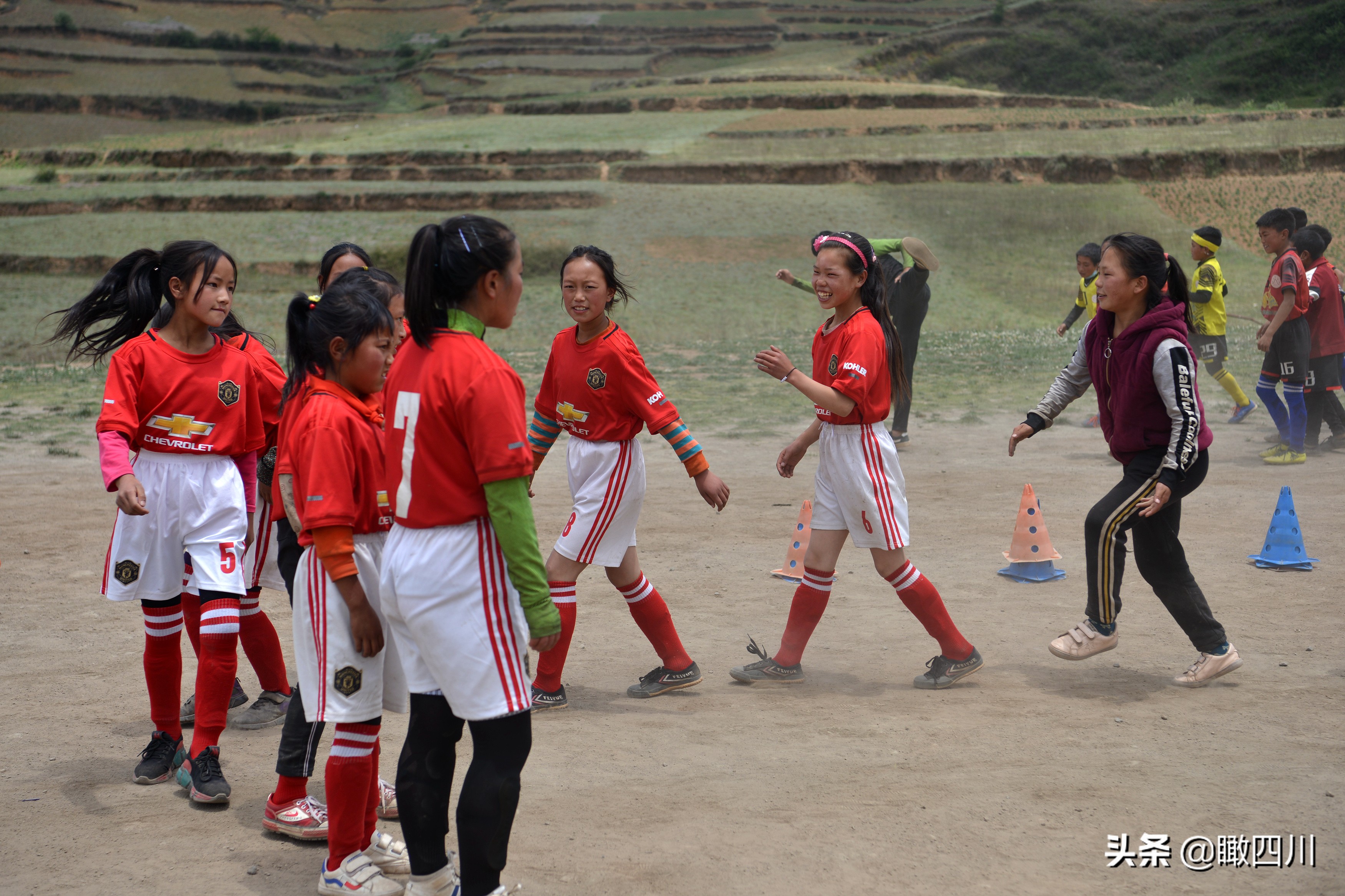 大凉山天梯小学,大凉山云端小学