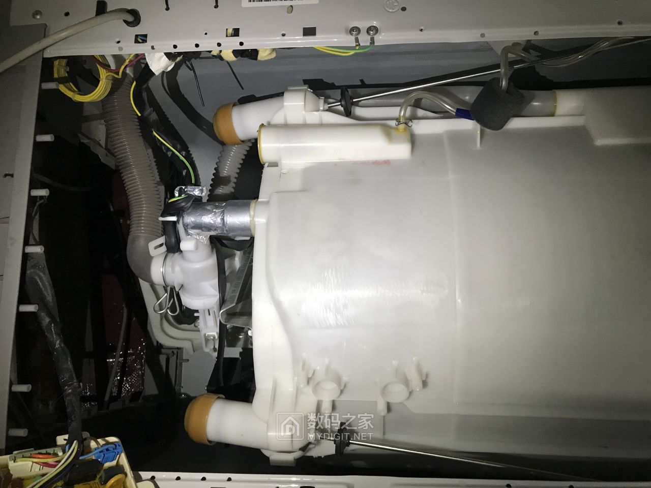 三洋全自动洗衣机故障码e8,三洋全自动洗衣机出现故障码e12