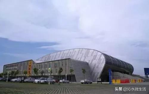 红凤巢玉如意……吸睛的二青会场馆，各个皆风景