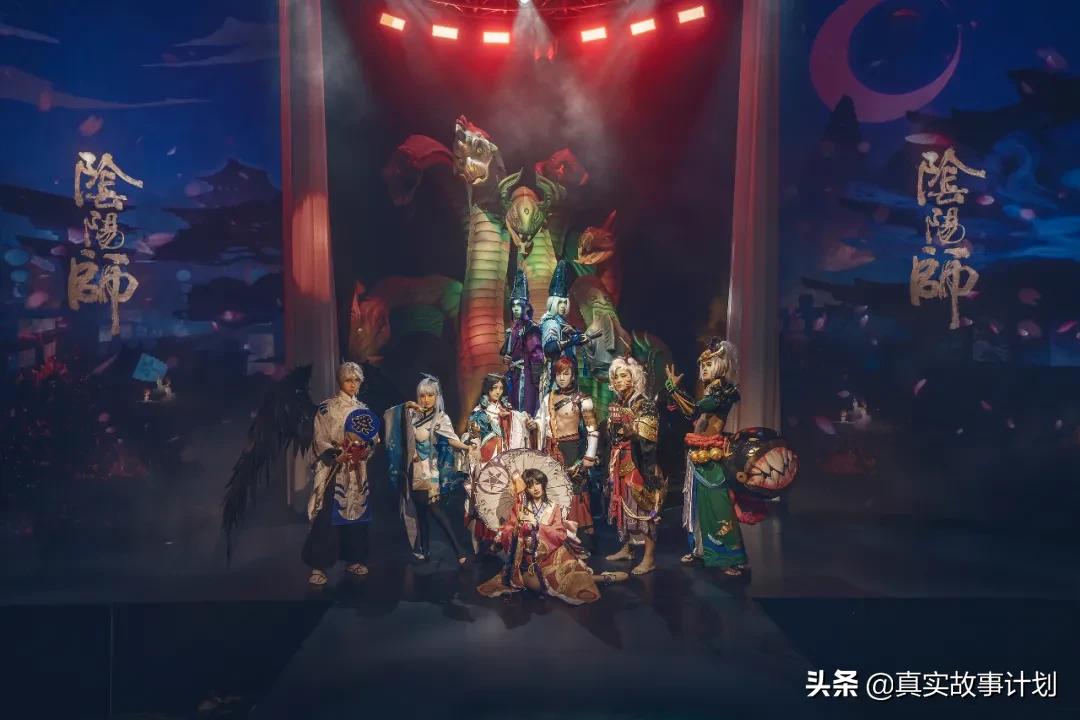 阴阳师cos桃花妖,cos阴阳师女性角色