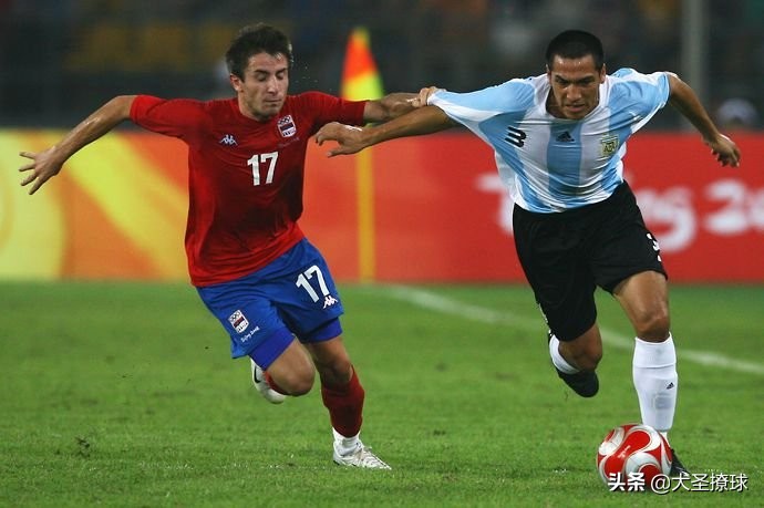 梅西阿圭罗国青队,梅西和阿奎罗进球