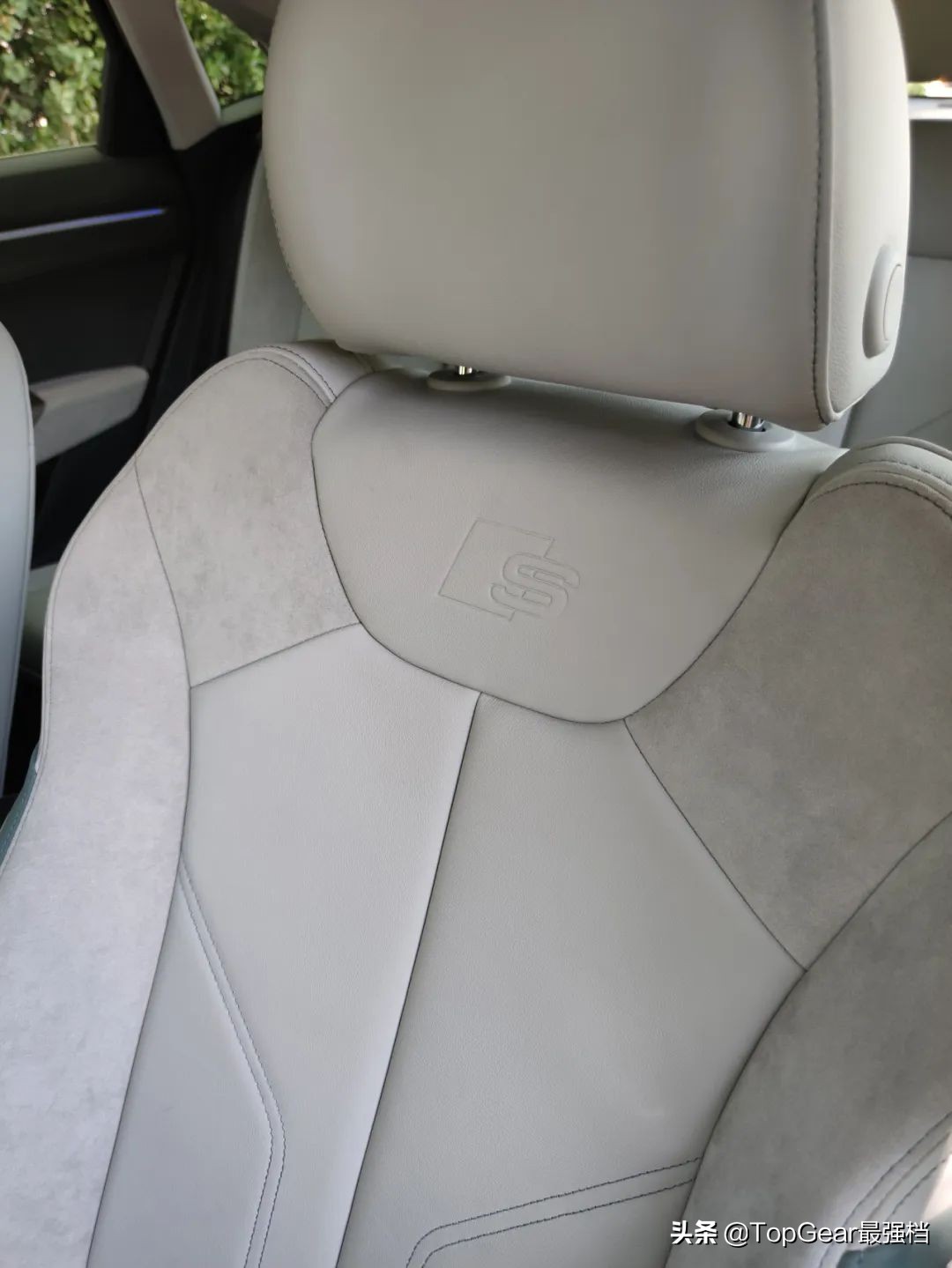 奥迪q3侧颜图片,奥迪q3轿跑美背