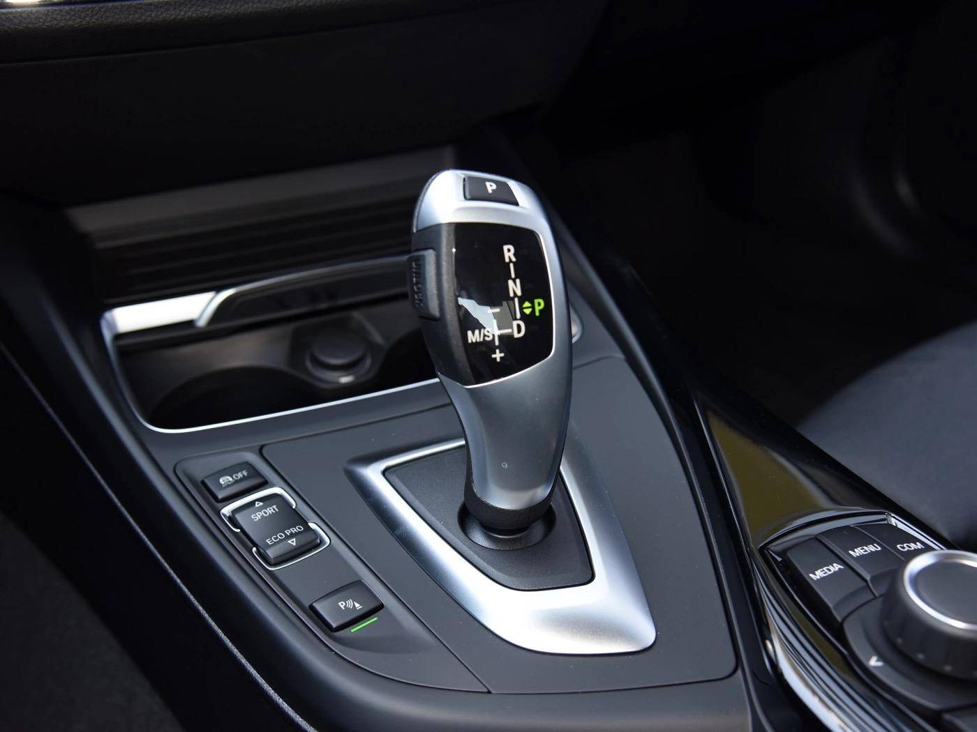 新款宝马2系敞篷值得买吗,宝马2系敞篷版多少钱