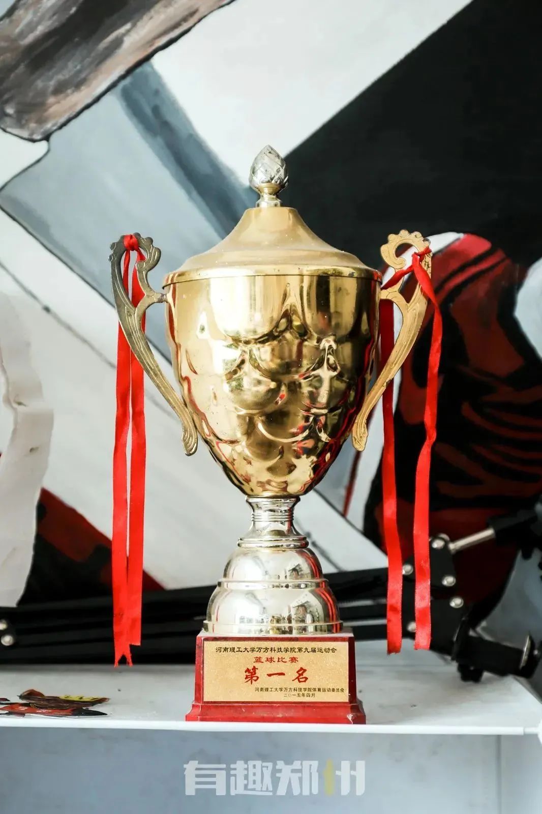 郑州90后男孩创业成功案例,郑州90后男孩创业干修鞋