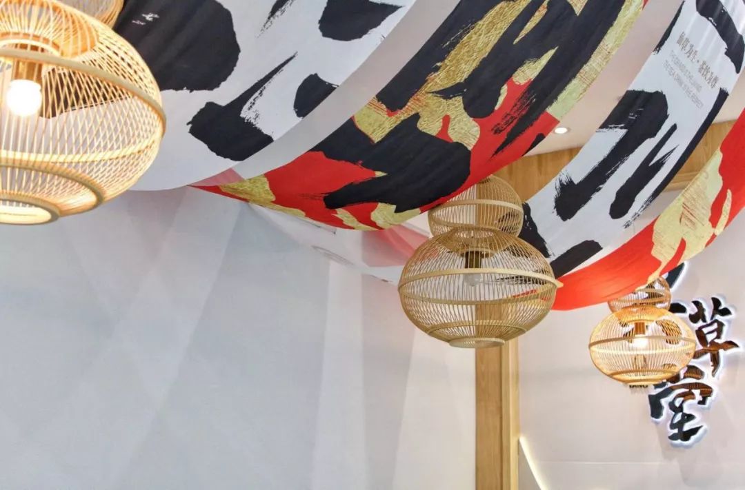 真的免费！四店通用！全场任选！这家江湖味奶茶店放大招了！