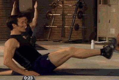 为什么卷腹会腰疼背痛,为什么卷腹脖子疼头晕