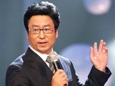 白岩松谈学生现状,白岩松对儿子说你要考第一