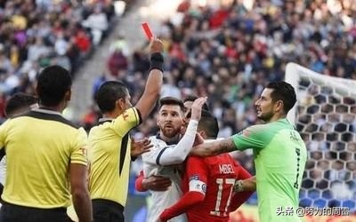 梅西被红牌罚下美洲杯,梅西对匈牙利领到红牌