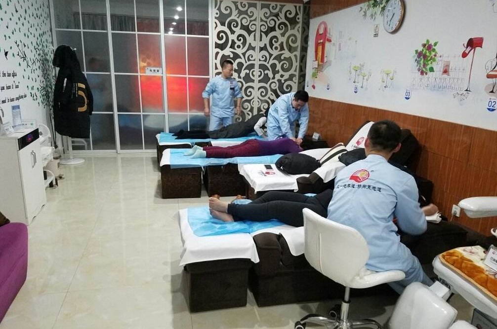 足浴店按摩怎样挣钱,开按摩店怎么能盈利