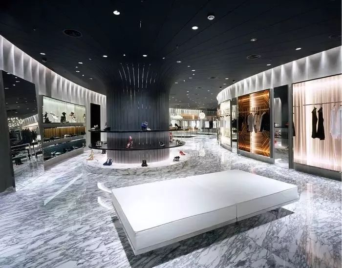 优衣库到路易威登,nike优衣库