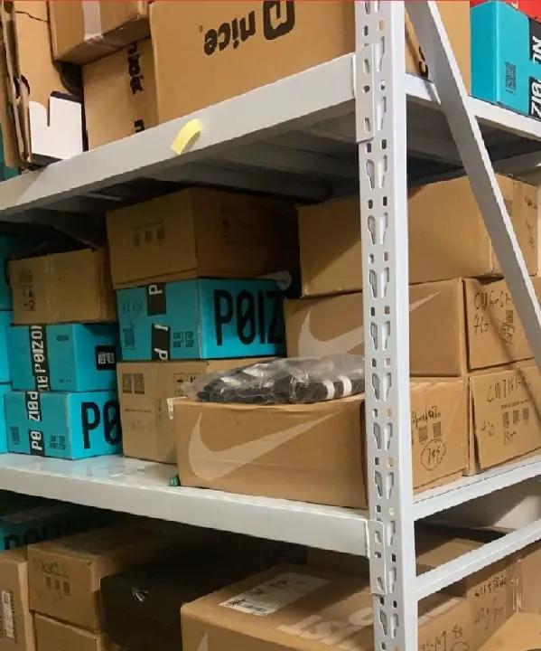 鞋盒修复团队,鞋盒专业修复中心