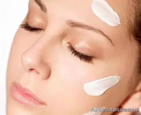 护肤妙招大全如何有效护肤,教你一招最省钱的美白护肤方法