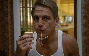 吃东西噎住自救法,吃东西噎住了怎么自救