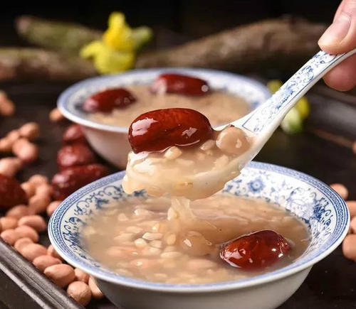 红枣哪种颜色比较好,干红枣什么颜色才好