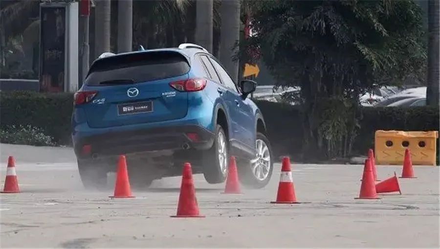 增程式电动车雅阁混动,增程式电动车混动区别