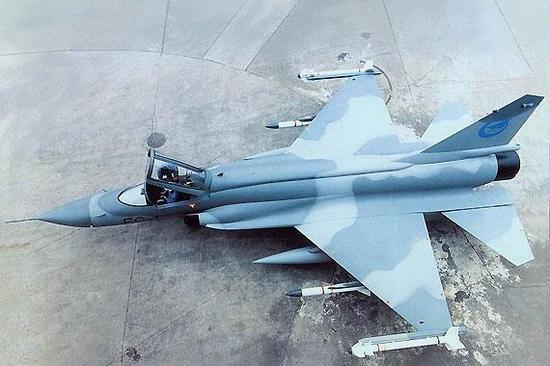 国产战机核心机密遭出卖？此国进口中国战斗机，或让印度空军试飞