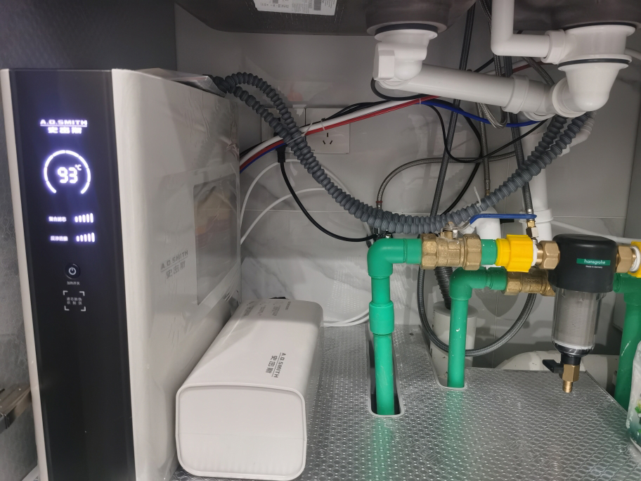 小型热水宝和速热水龙头哪个好,便携热水器水龙头哪个好